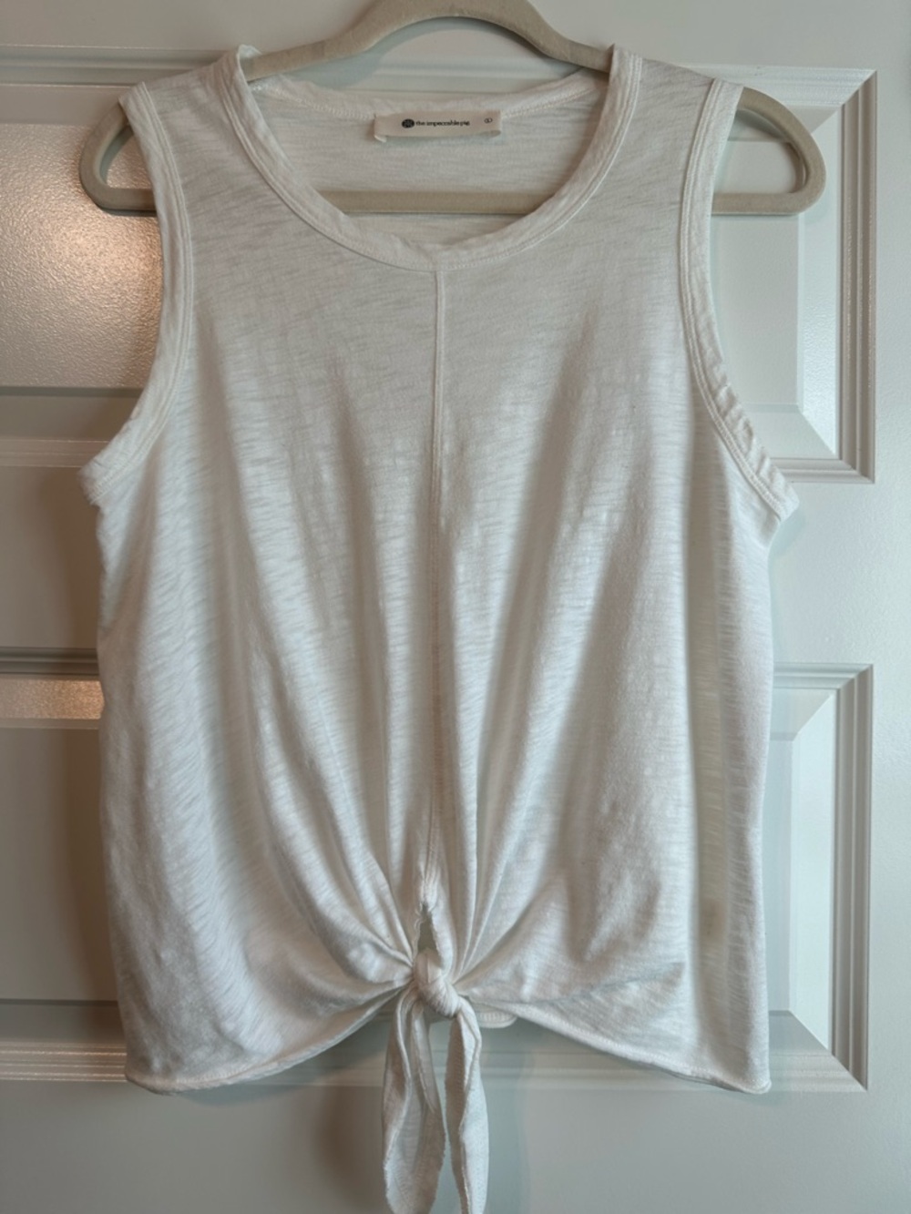 The Impeccable Pig White Tie-Front Tank - Picture 6 of 15